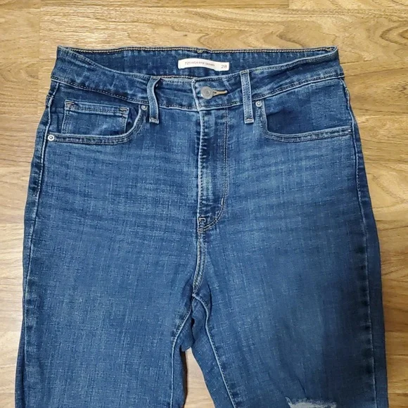 Levi's 721 High Rise Skinny Womens Distressed Jeans Size 28 (Length 30) - Picture 2 of 15